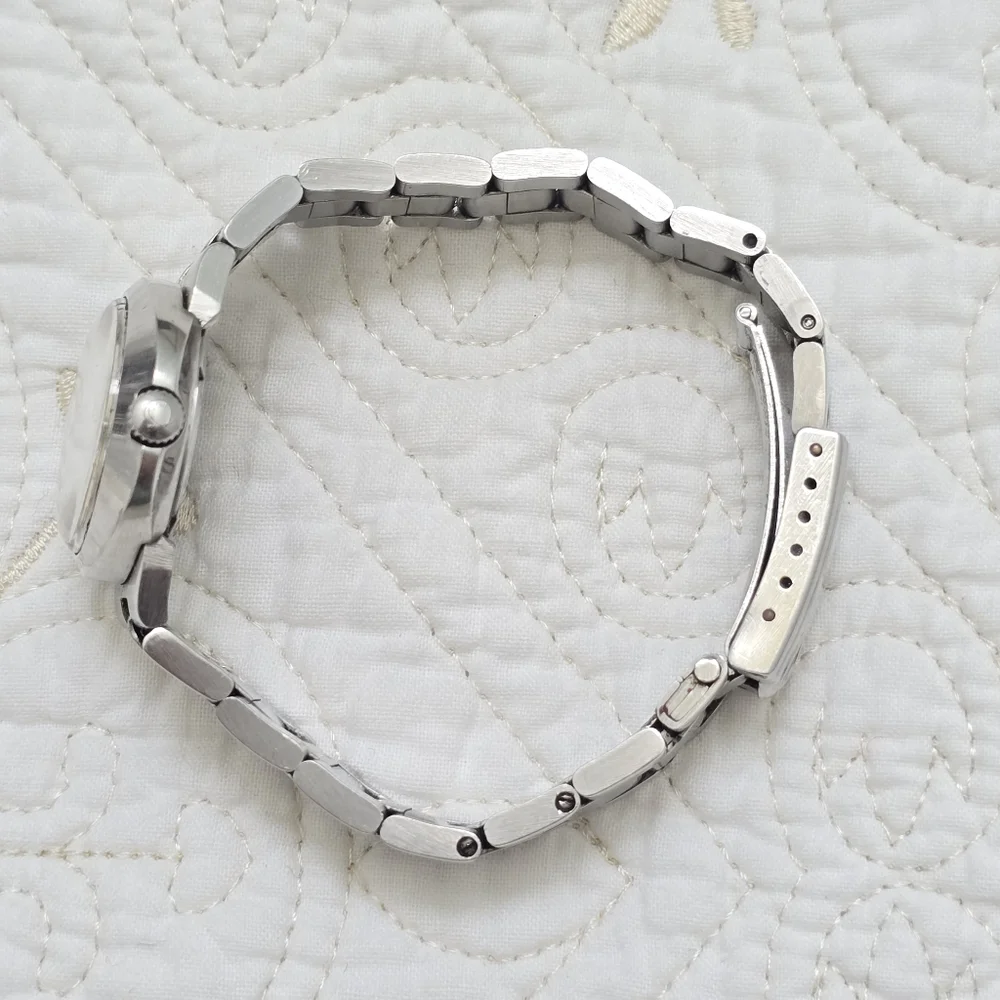 Vintage Omega Dynamic Ladies Watch Automatic Movement Tool 102 Stainless Steel